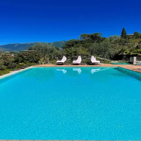 Very Pretty Poolside, Jacuzzi, Gardens No01 * Spoleto