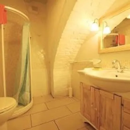 Villa Very Pretty Poolside, Jacuzzi, Gardens No01 *