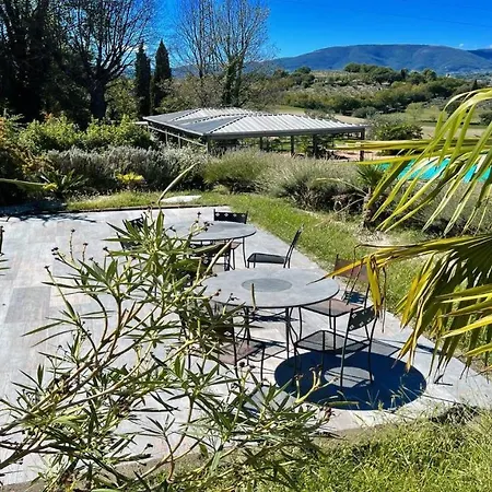 Villa Very Pretty Poolside, Jacuzzi, Gardens No01 *
