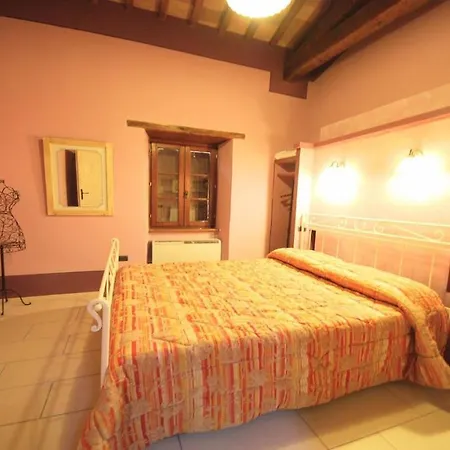 Villa Very Pretty Poolside, Jacuzzi, Gardens No01 Spoleto