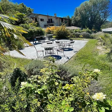 Villa Very Pretty Poolside, Jacuzzi, Gardens No01 *