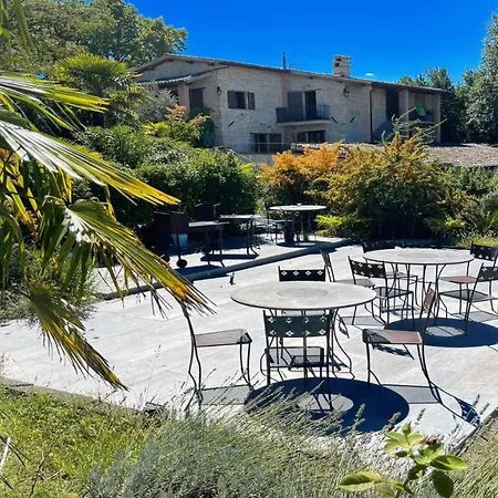 Very Pretty Poolside, Jacuzzi, Gardens No01 * Spoleto